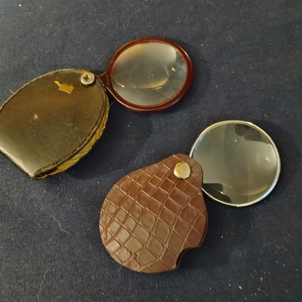 Vintage 40s-50s Magnifying Glass Set with Leather Cases - Picture 4 of 4